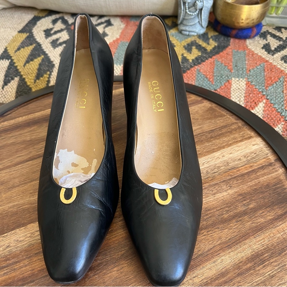 GUCCI Horseshoe Logo Black Leather Pumps US9